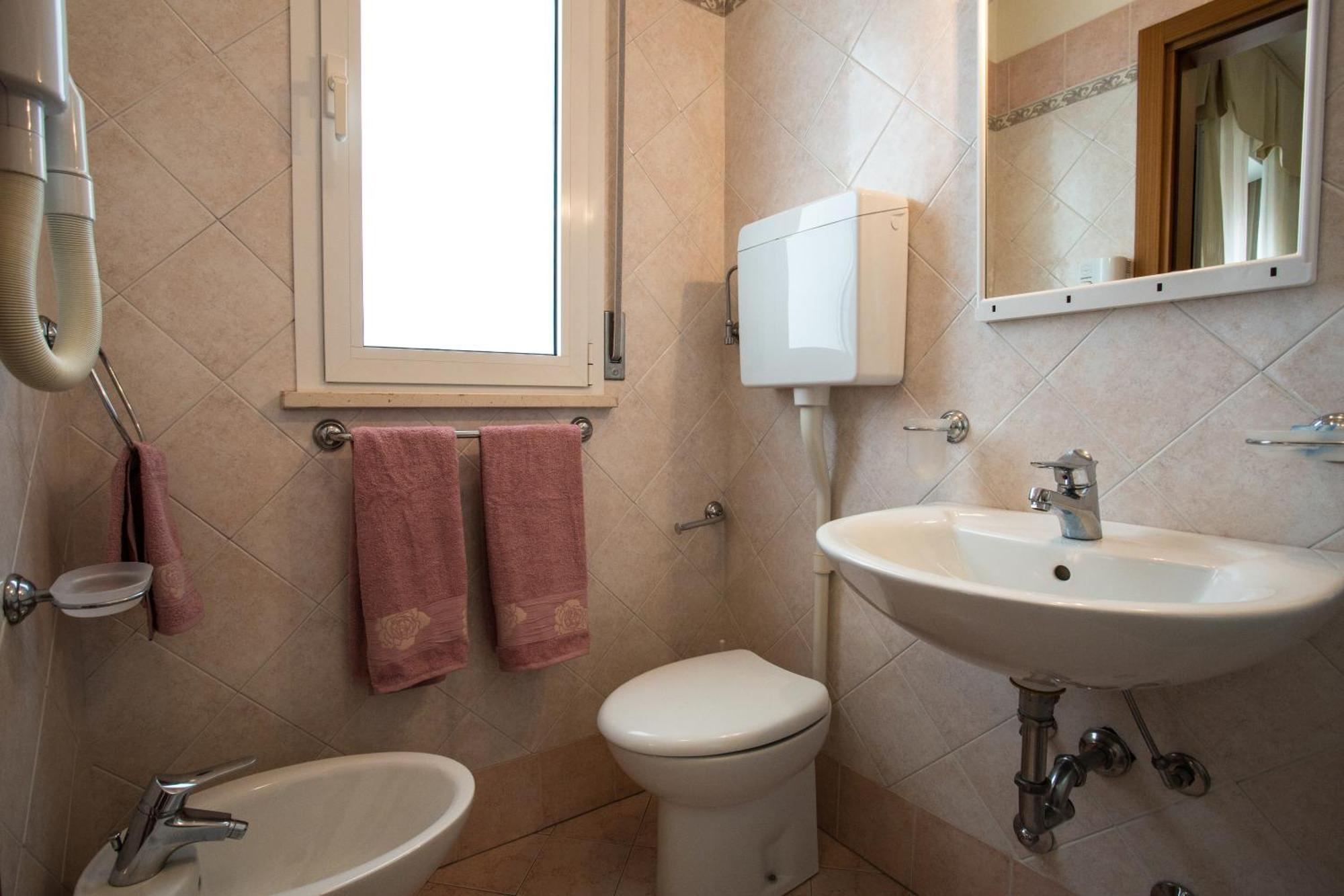 Villa Zavatta "B&B - Rooms & Apartments" Bellaria-Igea Marina Room photo