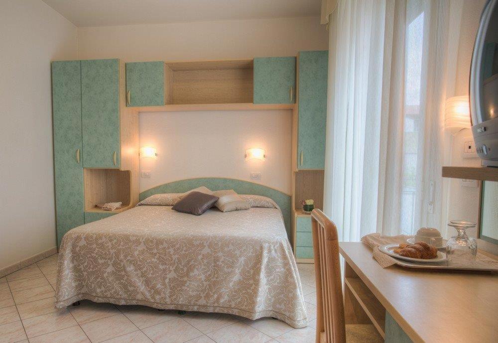 Villa Zavatta "B&B - Rooms & Apartments" Bellaria-Igea Marina Exterior photo