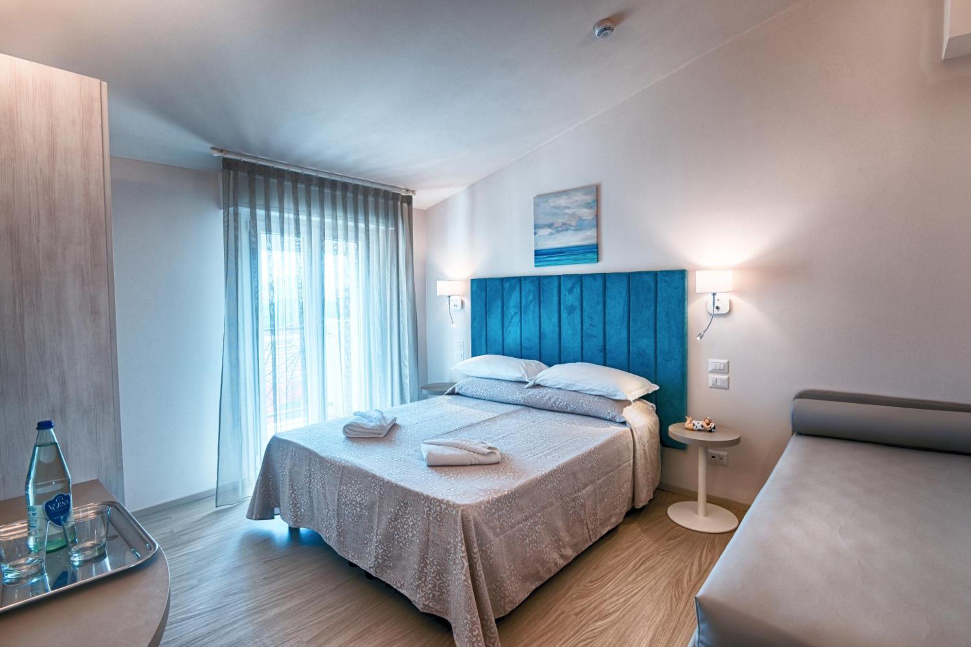 Villa Zavatta "B&B - Rooms & Apartments" Bellaria-Igea Marina Exterior photo